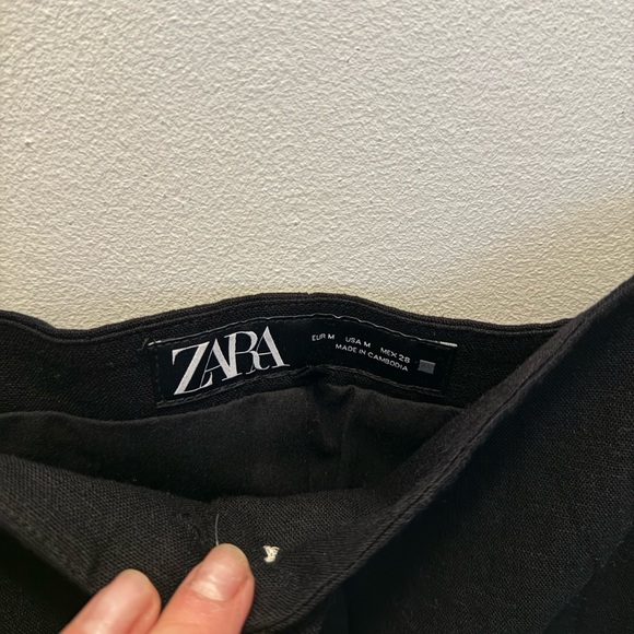 Linen button down crop top - Picture 2 of 3